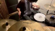 僕が見たかった青空「飛ばなかった紙飛行機」をドラムで演奏させていただきました。