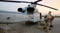 ネパール大地震 行方不明の米軍ヘリの捜索 パラレスキュー・ジャンパー(PJ)